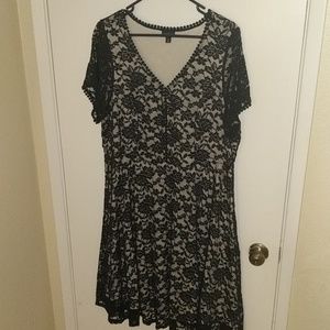 Torrid Sz 2 black lace dress